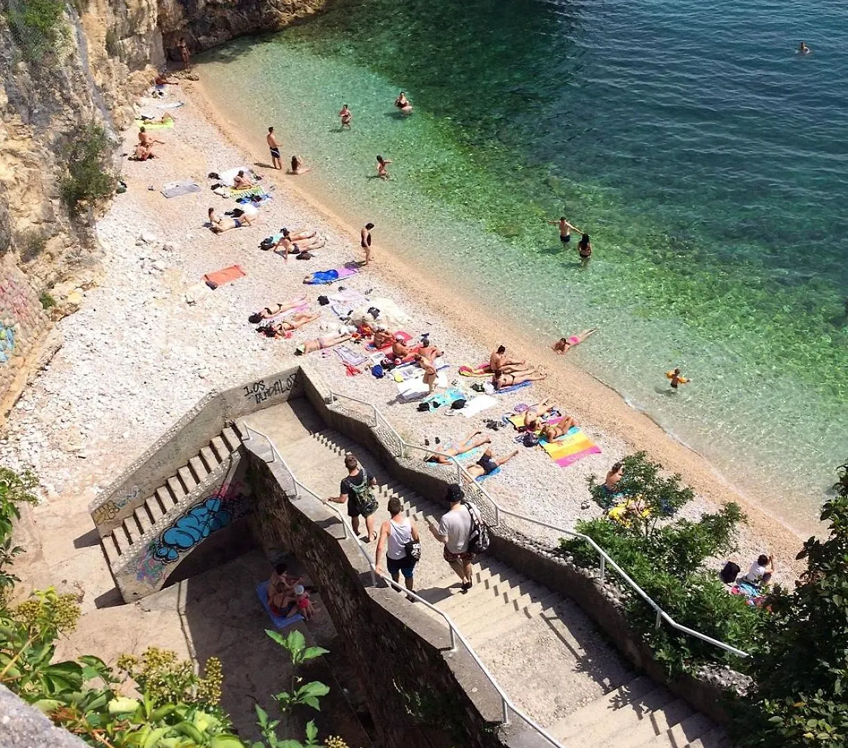 Apartments With A Parking Space Kostrena, Rijeka - 24185
